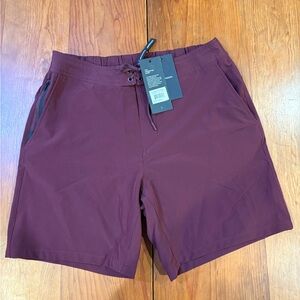 Ten Thousand Foundation Short UnLiner Workout Gym 7IN Maroon Large